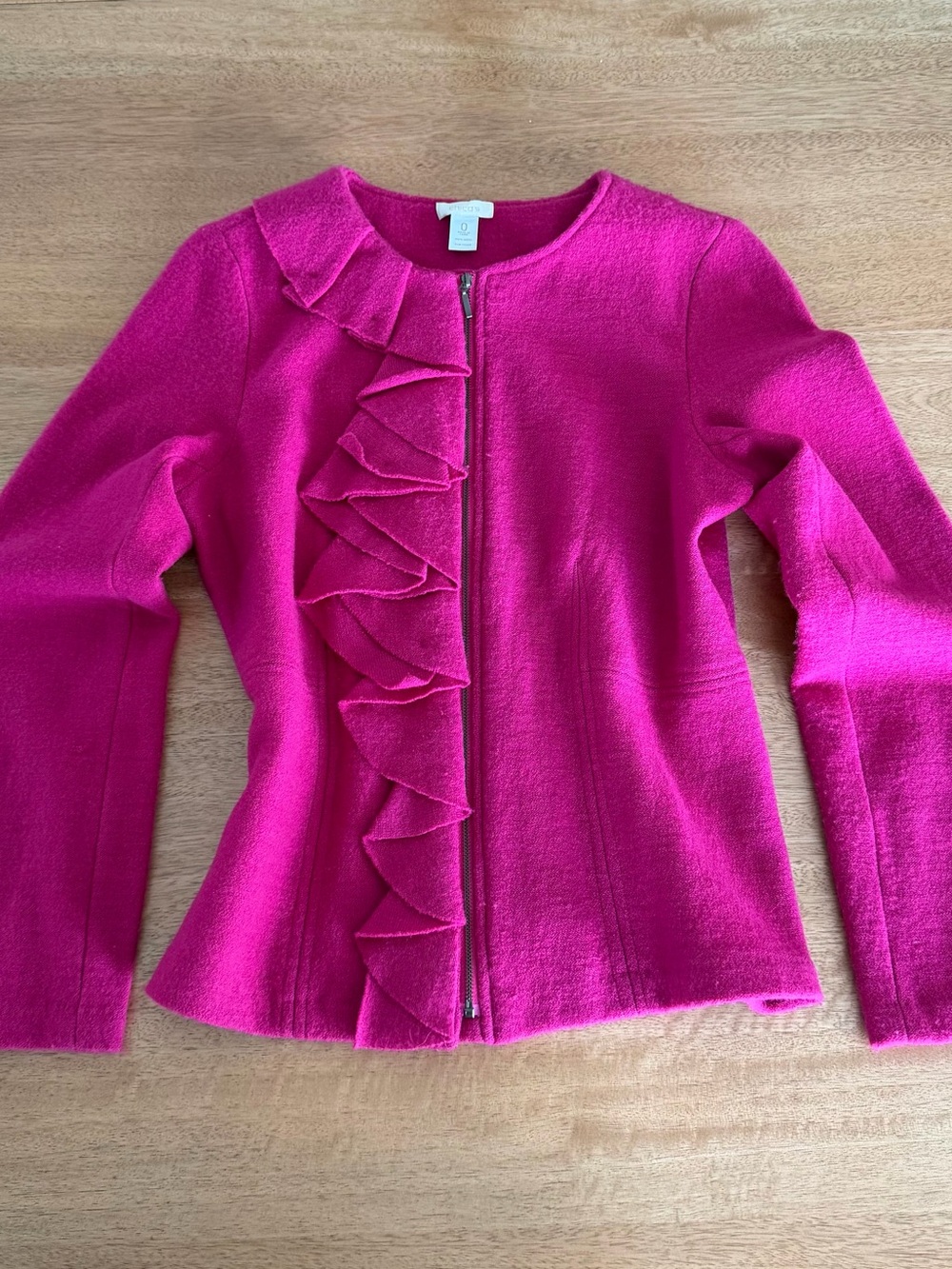 Chico’s 100% Wool Ruffled Crop Jacket Size 0 Structured Zip Front